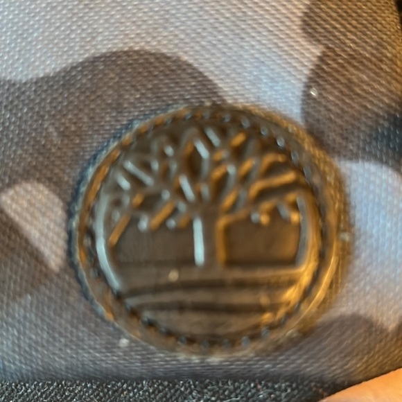 DOPP KIT/BAG with Tree logo on front. Top zip opening & Front zip Pocket - Picture 4 of 4